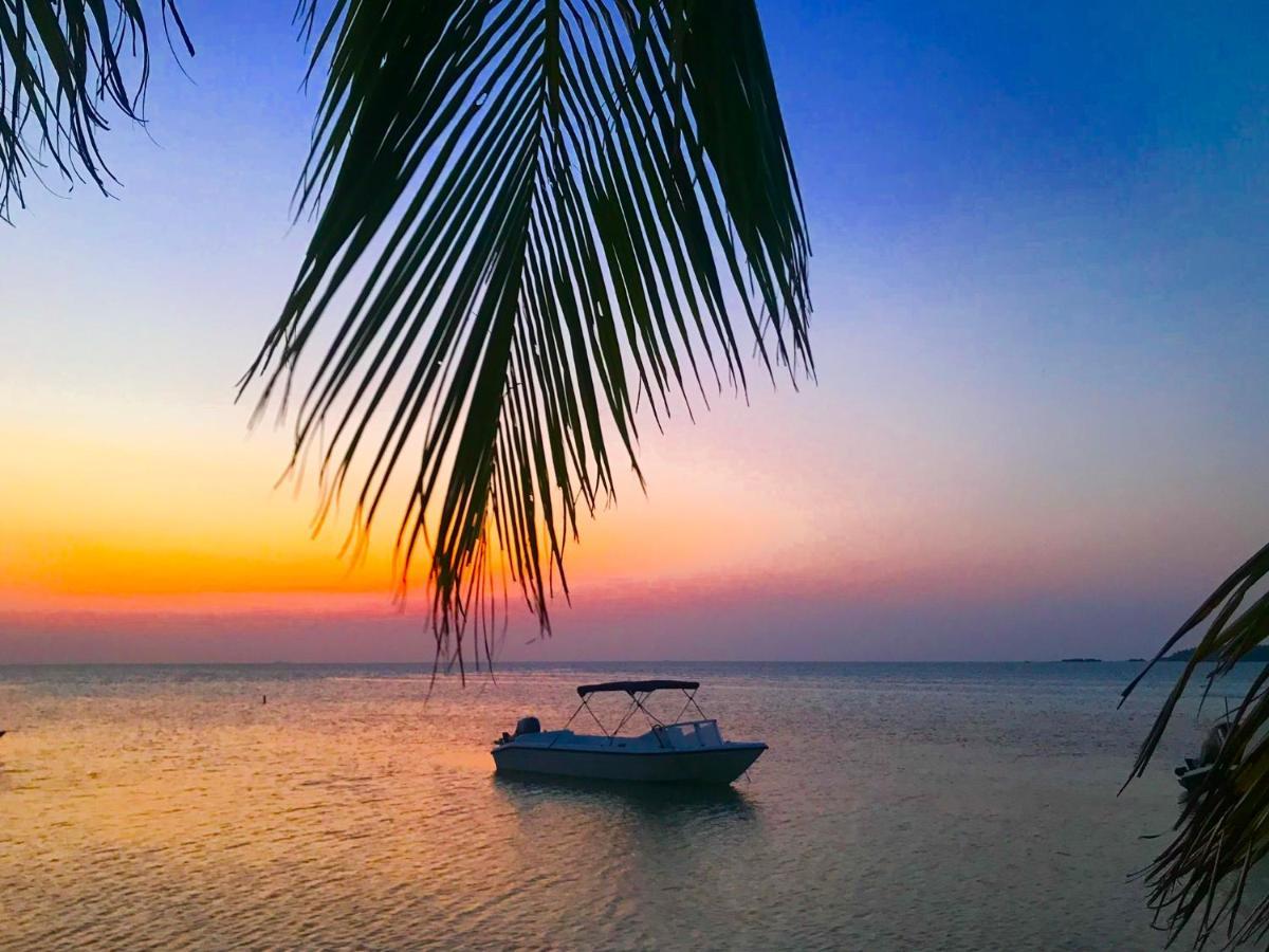 Wind Breeze Sunset View Inn Guraidhoo  Exterior photo